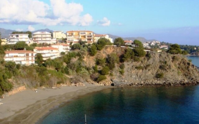 106304 - House in Colera