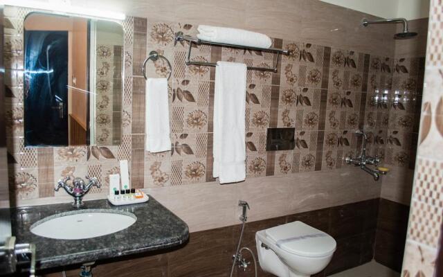 Flagship 8421 Hotel Seven Hills