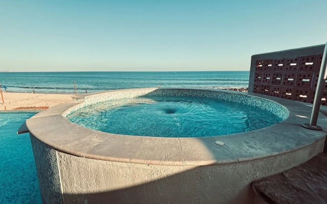 Stunning Condo in Cabo with Ocean Views
