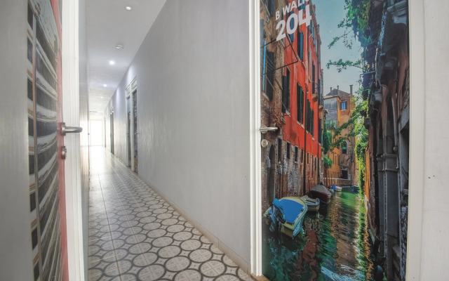 OYO 3283 Bwalk Hotel