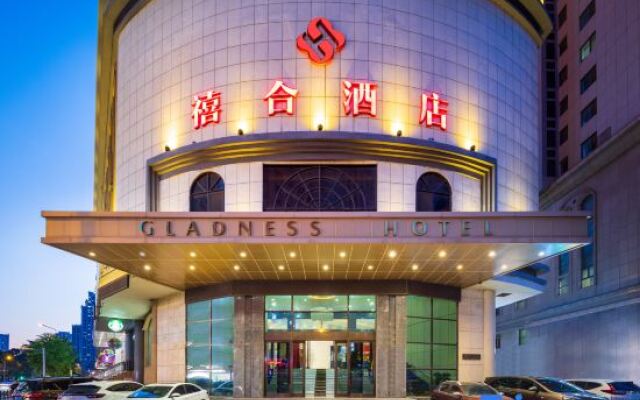 XiHe Hotel (Dalian Railway Station Zhongshan Plaza Store)