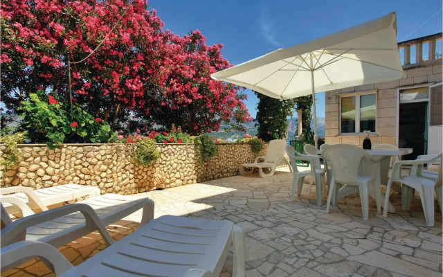 Holiday home Kneze bb Cr