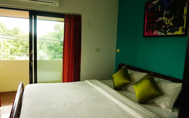 M Hostel Lanta