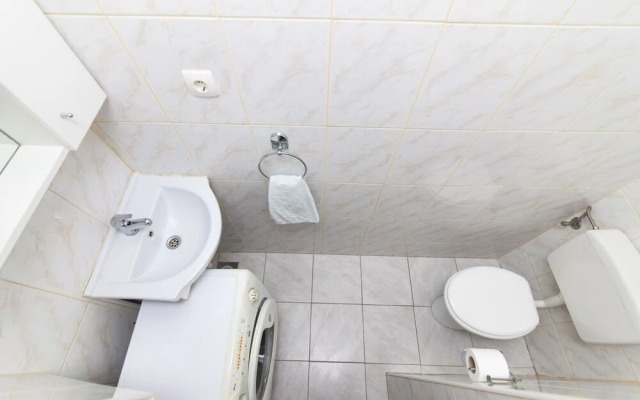 Villa Vinko - With Four Rooms - H