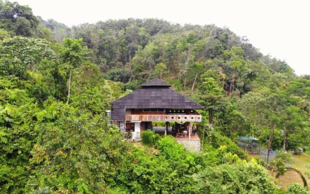 Bukit Lawang Hill Resort