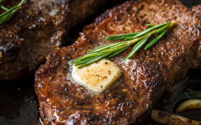 Kamel club restaurace a penzion