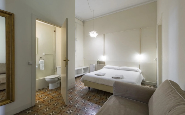 RAMBLA - Cozy Big Apartment