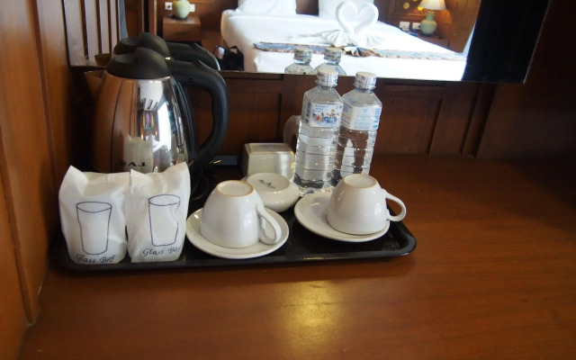 Renoir boutique hotel