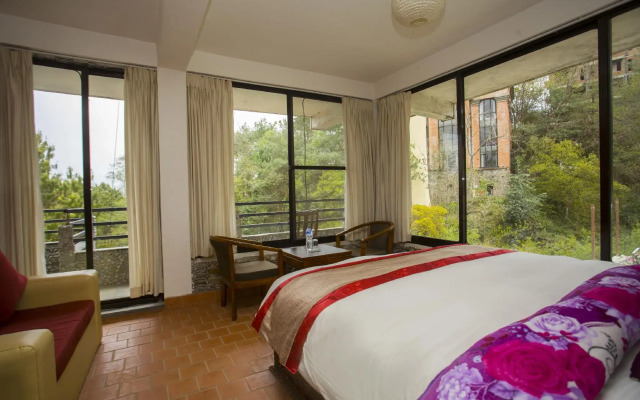 Peaceful Cottage & Cafe du Mont