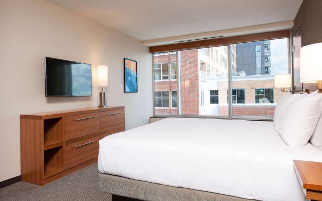 Hyatt Place Champaign-Urbana