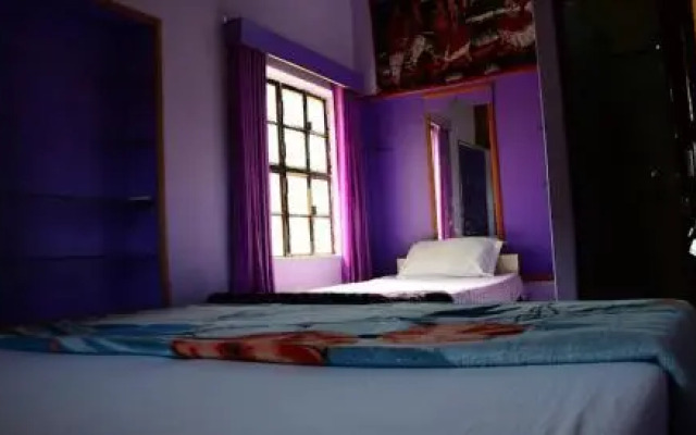 Tree Baba Hostel
