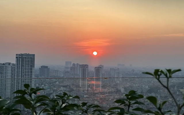 D El Dorado Westlake Luxury Apartments