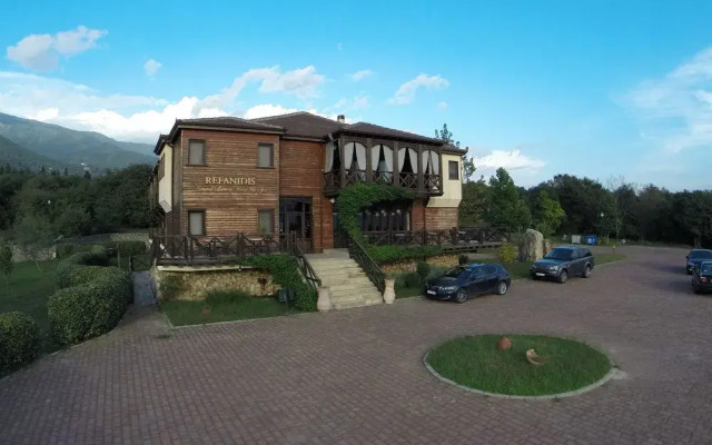Refanidis Natural Luxury Hotel