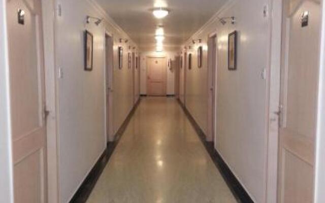 Hotel Sarthak