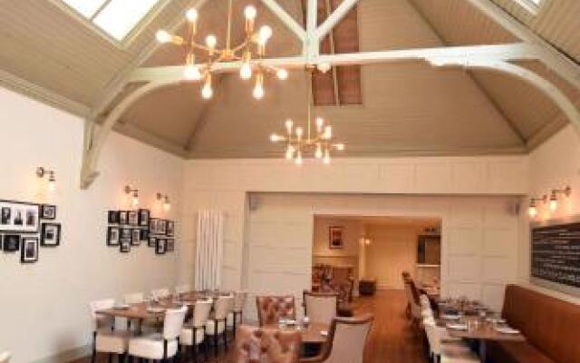 Kirklands Hotel
