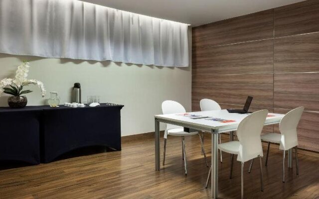 S4 Hotel