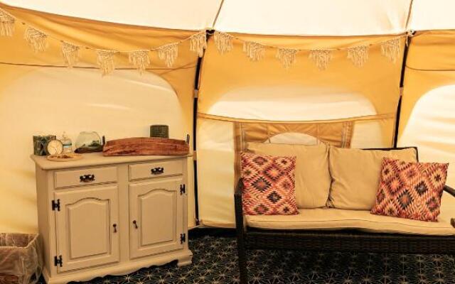 Immaculate Lotus Belle Tent Retreat, North Devon