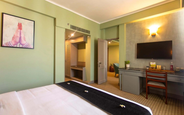 Shilton International – Guest Rooms – Ernakulam