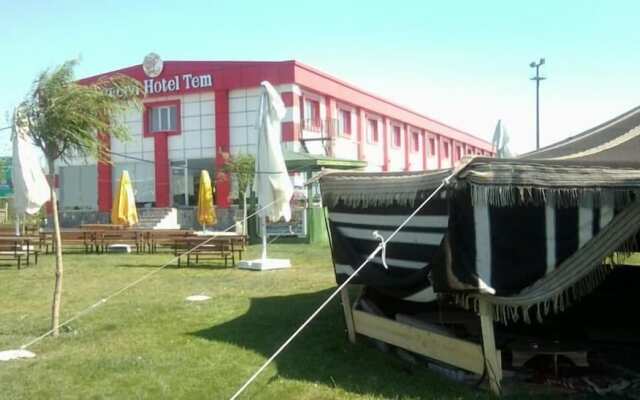 Legend Hotel Tem