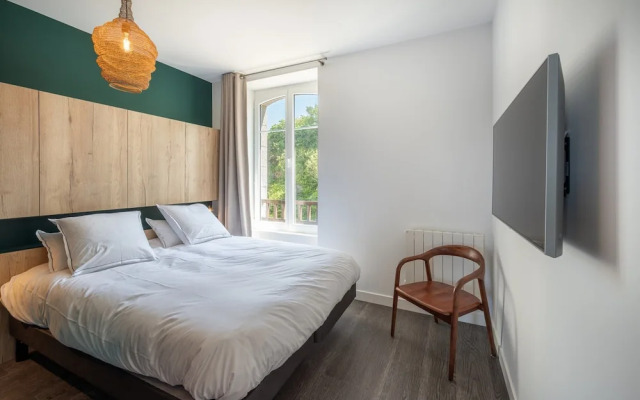 Luxury Apartment With Magnificent sea View