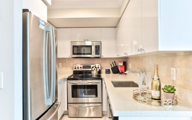 Lively Urban Condo in Old Toronto