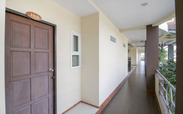 OYO 75387 Four Men Court