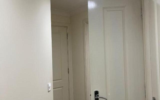 Vibrant Rooms in UXBRIDGE SK