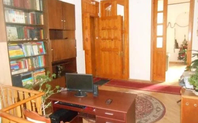 Room 404 Guest House