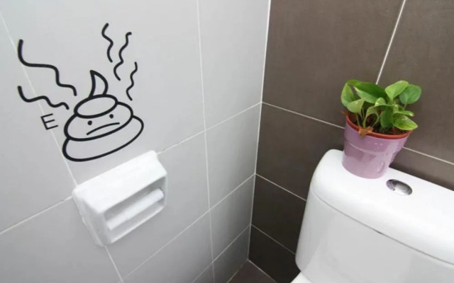 Warm Blanket Hotel - Hostel