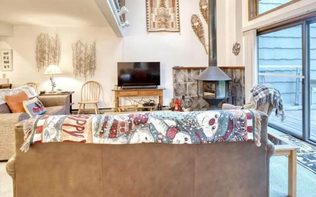 Alpine Meadows 30 3 Bedroom Townhouse by Redawning