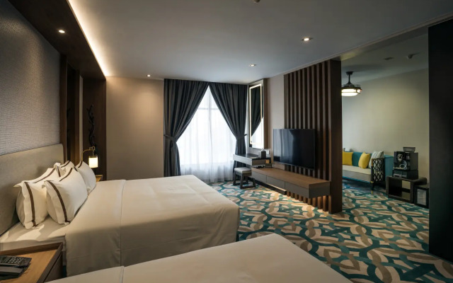 Christee Suites Hotel