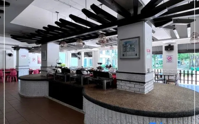 Tiara Desaru C202 (5 PAX ONLY) by UcomeStay — 3-star hotel in Bandar Penawar