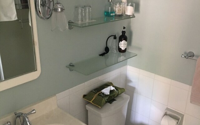 Matisse Bed & Breakfast