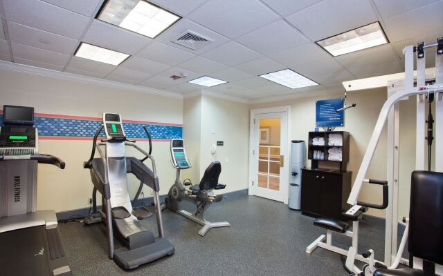 Hampton Inn & Suites Stamford