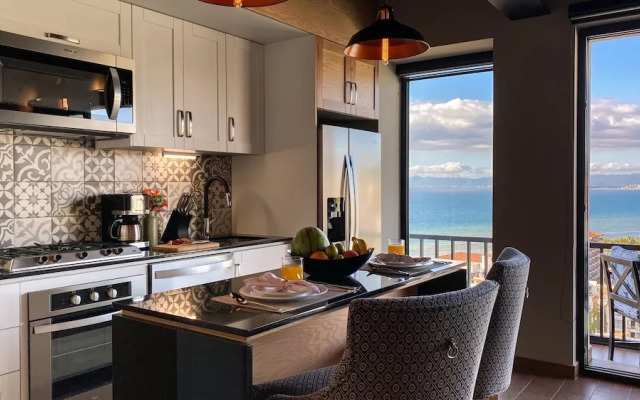 Pinnacle Resorts 179