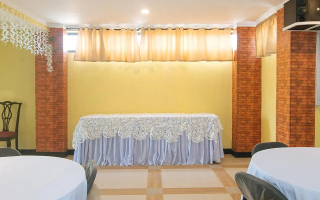 RedDoorz Plus Near Bamboo Organ Las Piñas