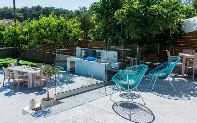 Anatoli Villa