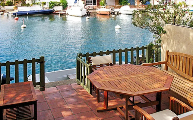 Holiday Home Bleu Azur - POG120