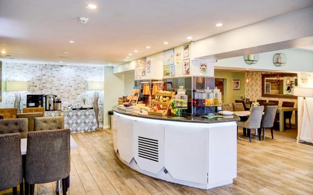 Warwickshire Park Hotel Kenilworth by Belvilla