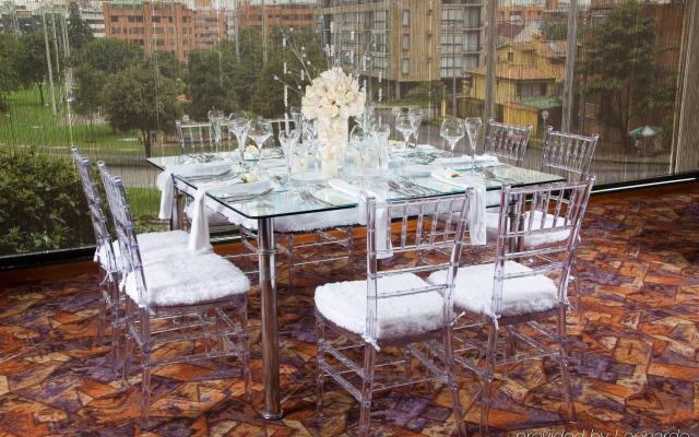 NH Collection Bogotá Teleport Royal