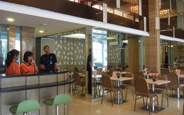 G7 Hotel
