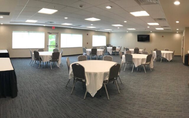 Holiday Inn Express And Suites Auburn by IHG