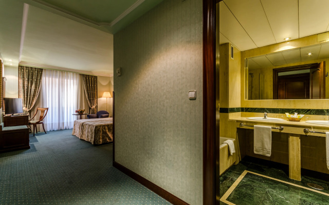 Hotel Infanta Cristina