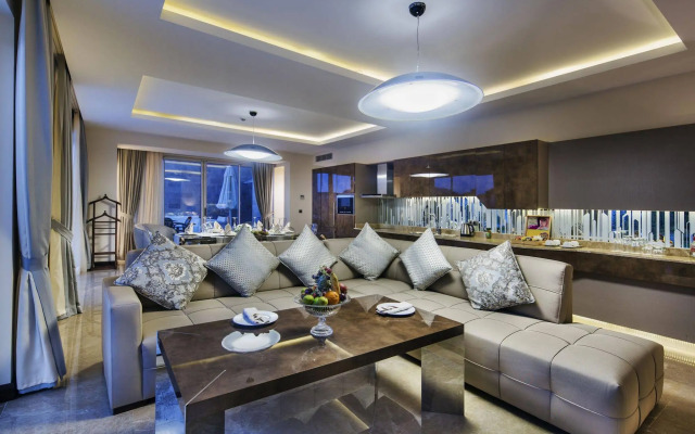 Bellis Deluxe Hotel
