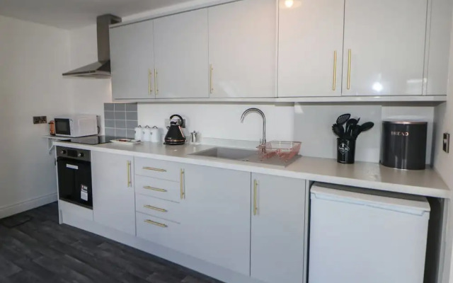 Flat 3 Englehurst Mews