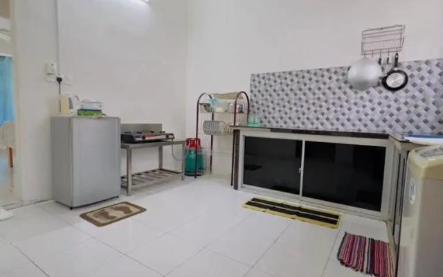 Noor Homestay Taman Putra Utama Kangar – Kitchen – Kangar