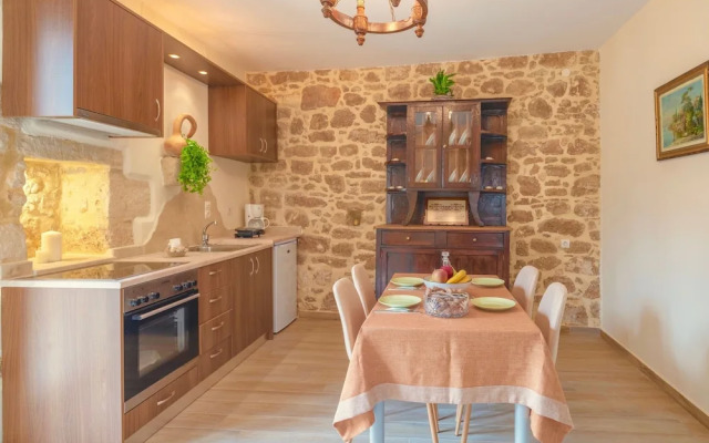 Lucas Village House with private pool