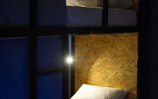 Bedway Athens Hostel