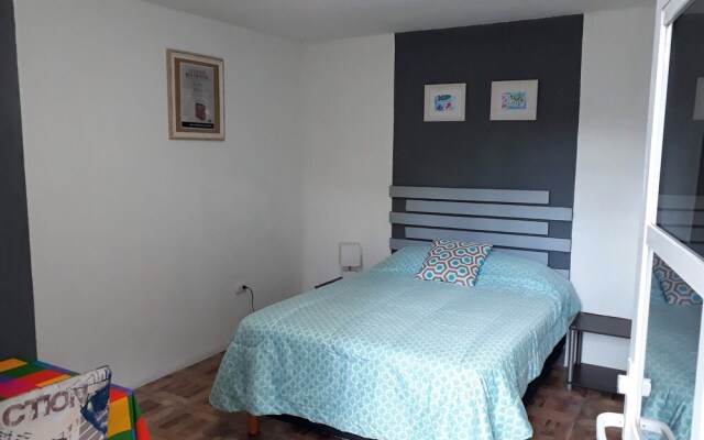 Room With Private Bathroom, Air Conditioning, Wi-fi Downtown Cancun