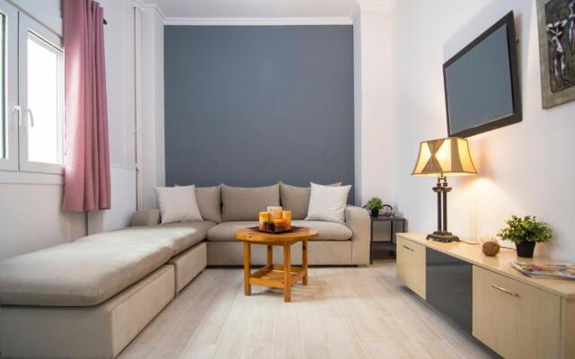 Comfy 1BD apt next to the Court of Athens